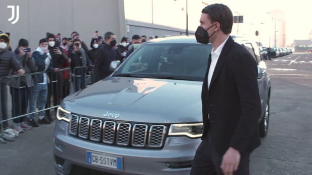 Vlahovic's first day at Juventus